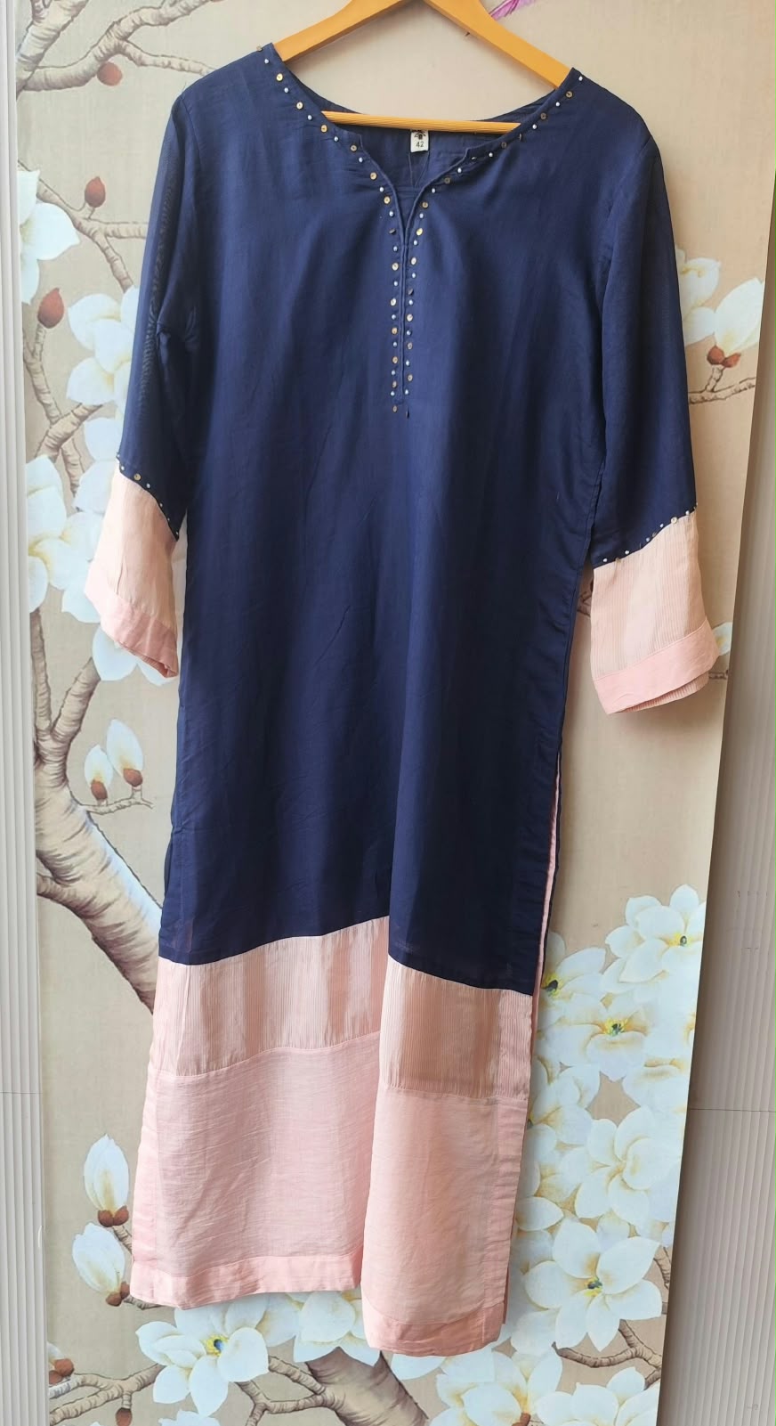Premium banarsi Mul chanderi suit set in blue n pinkFull suit
