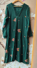 Pretty Mul chanderi with handwork suit set in emerald green