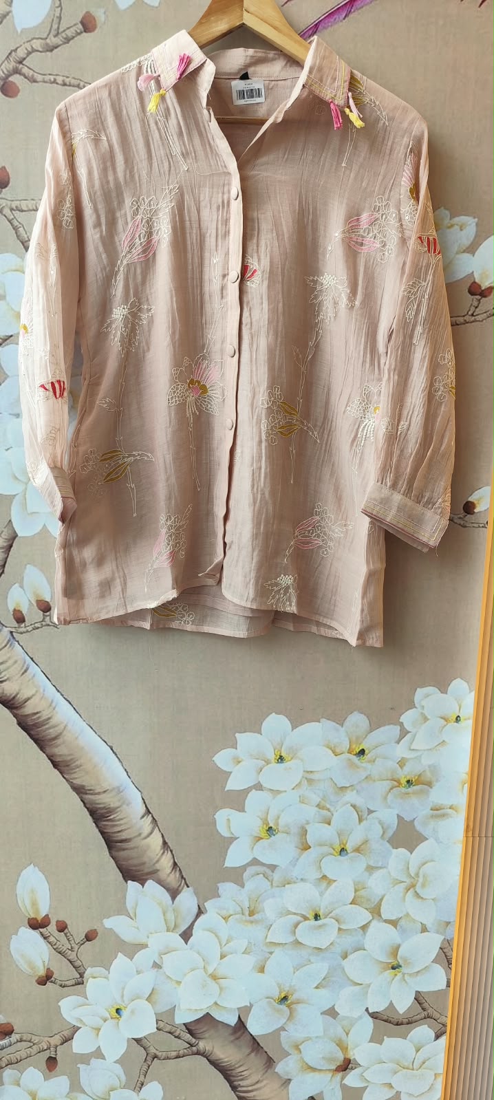 Premium Mul chanderi with front n back embroidery paired with linen pants attached inner