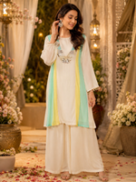 Pretty orgenza with inner and handwork in the most viral colour combo