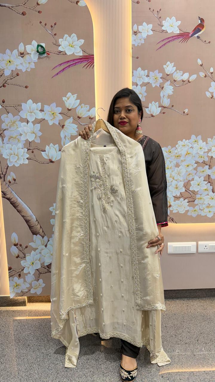 Restocked premium tissue with pearl detailing suit in ivory ( true to size )
