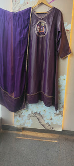 Tissue applique suit set in purple