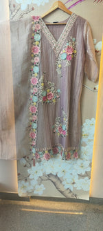 Pretty tissue applique work suit set