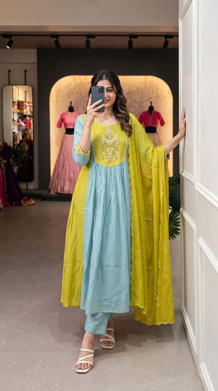 Pretty Mul chanderi with handwork in green n yellow