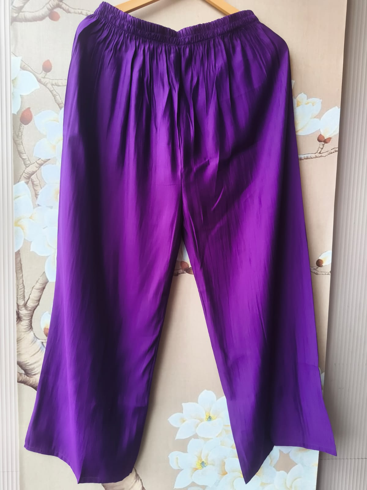 Mul chanderi zari detailing suit set in purple n red