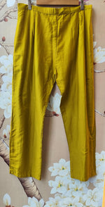 Pure Banarasi Mul chanderi with zari detailing on the dupatta in green