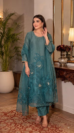 Pretty tissue cutwork suit set in blue