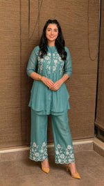 Mul chanderi applique work co ord in rama