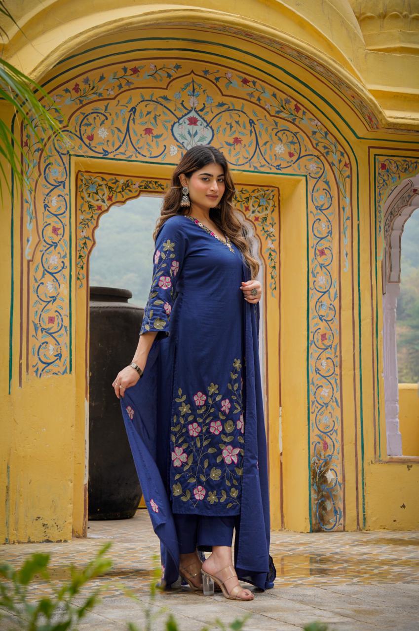 Gorgeous applique work Mul cotton lining full suit set