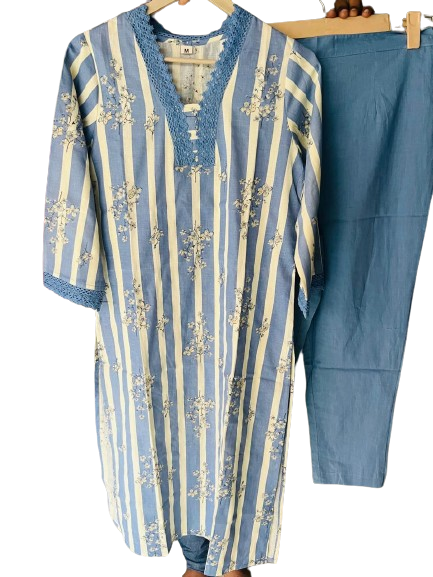 V neck lace detailing kurta pant