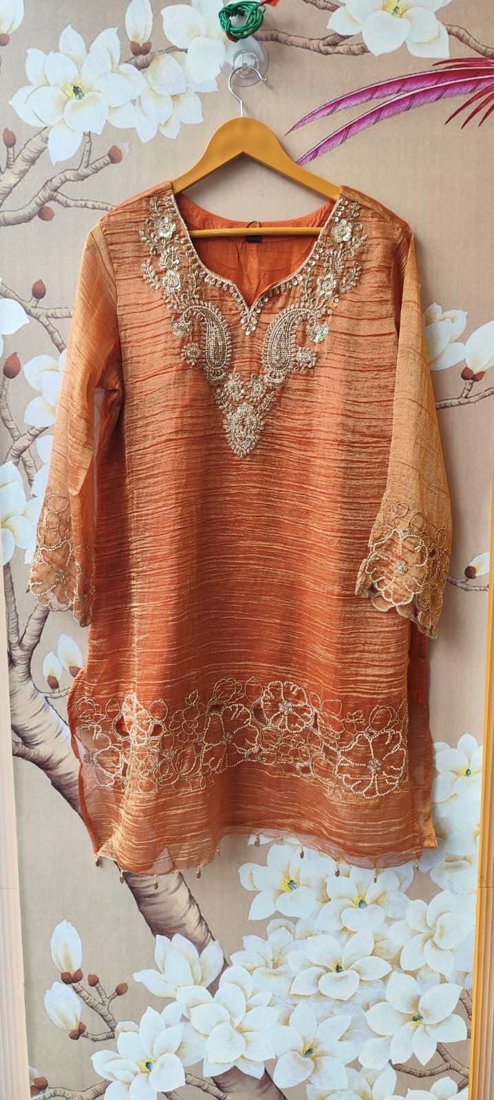 Crush tissue applique suit set orange