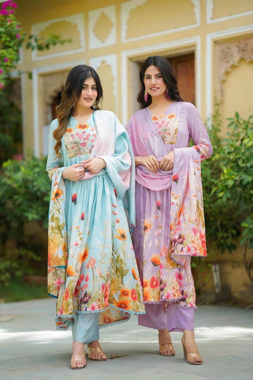 Pure muslin stylish party wear suit set in digital print -