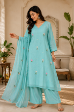 Super pretty Mul cotton embroidered ful suit set