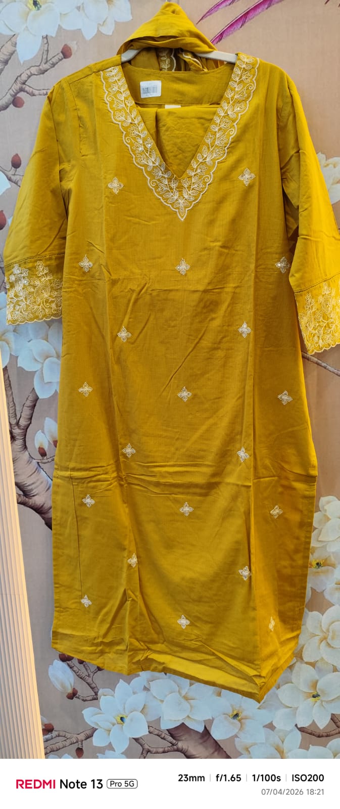 BEAUTIFUL v neck full suit in yellow