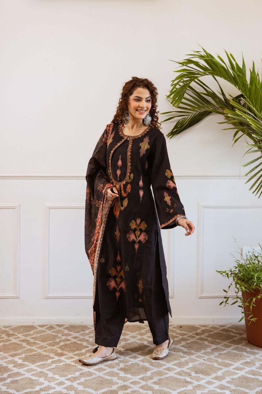 Wow muslin designer lining suit set (Slim Fit - Go for a Size Up)