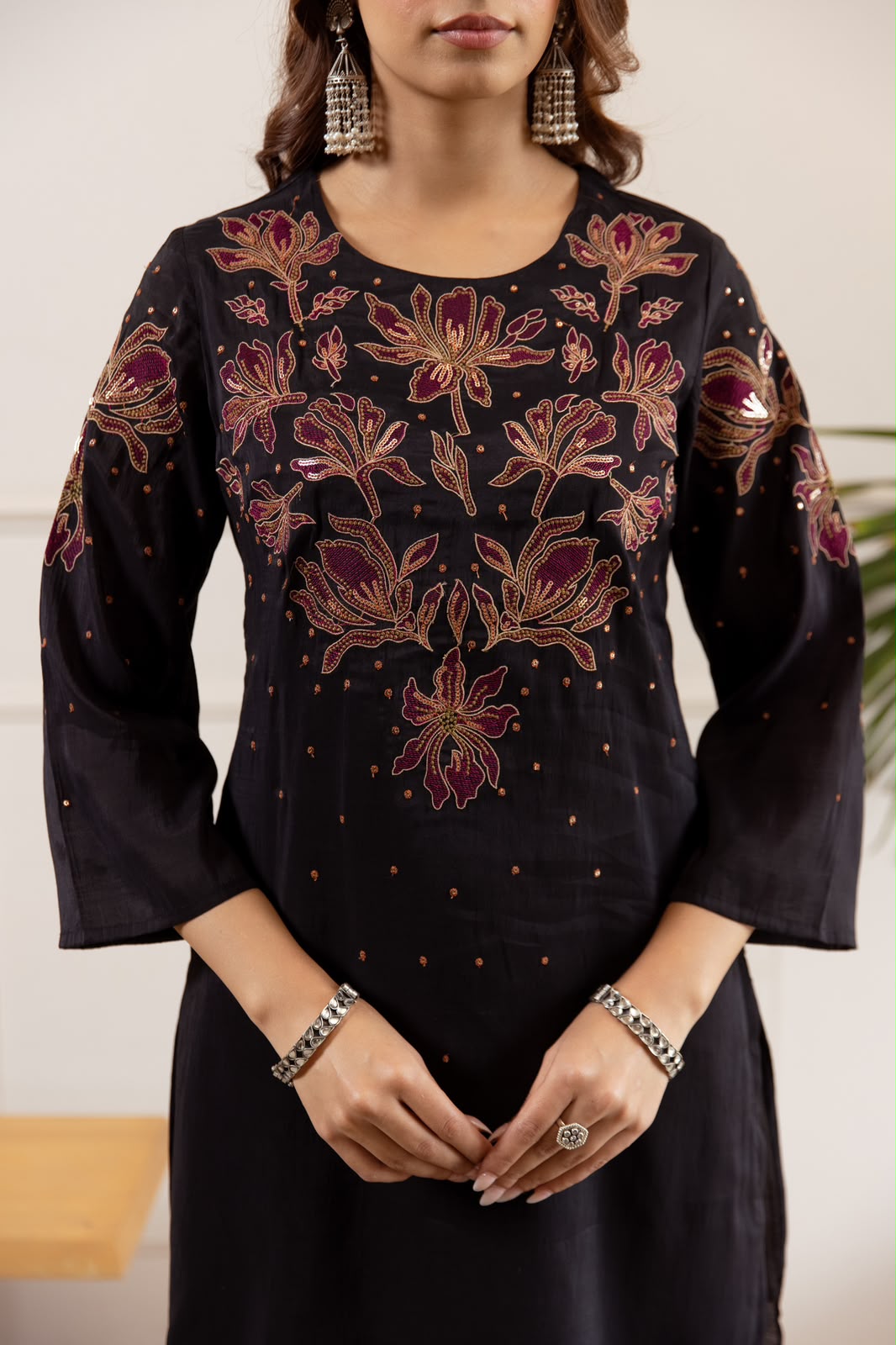 Pretty mulchanderi zari applique lining co ord in black