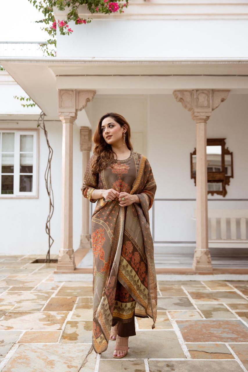 Shimmer tissue lining suit set