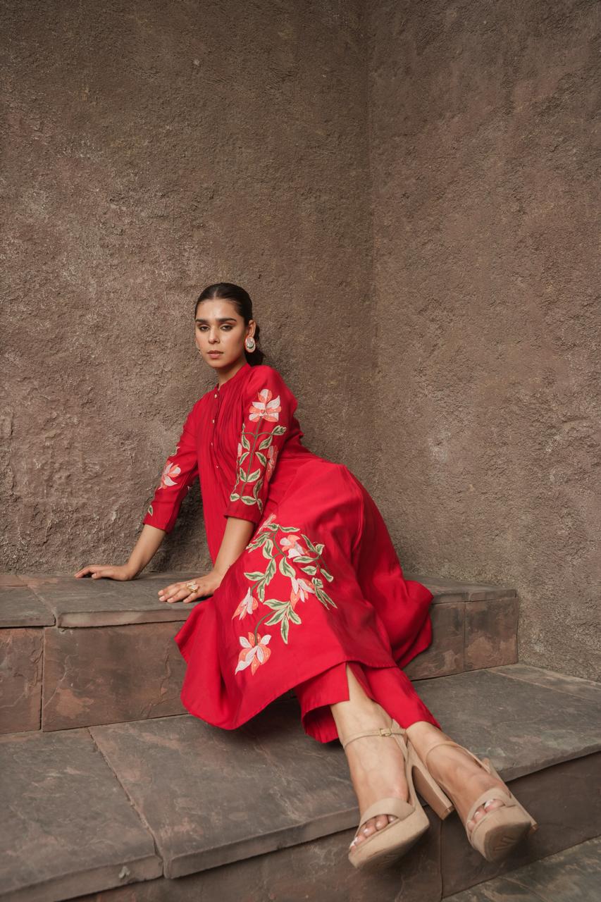 Pretty muslin silk embroidered Co ord set
