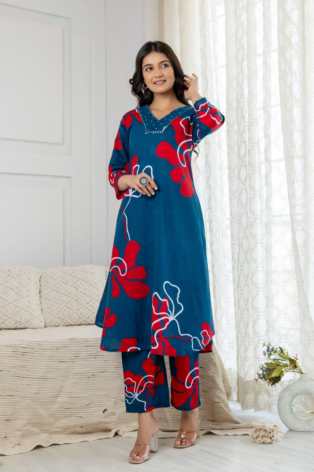 V neck floral kurta pant set