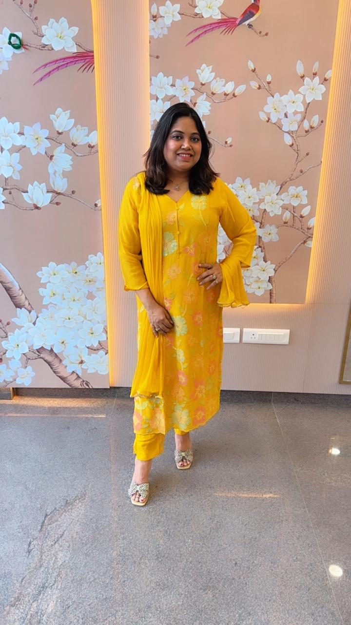 Wow georgette lining suit set in yellow