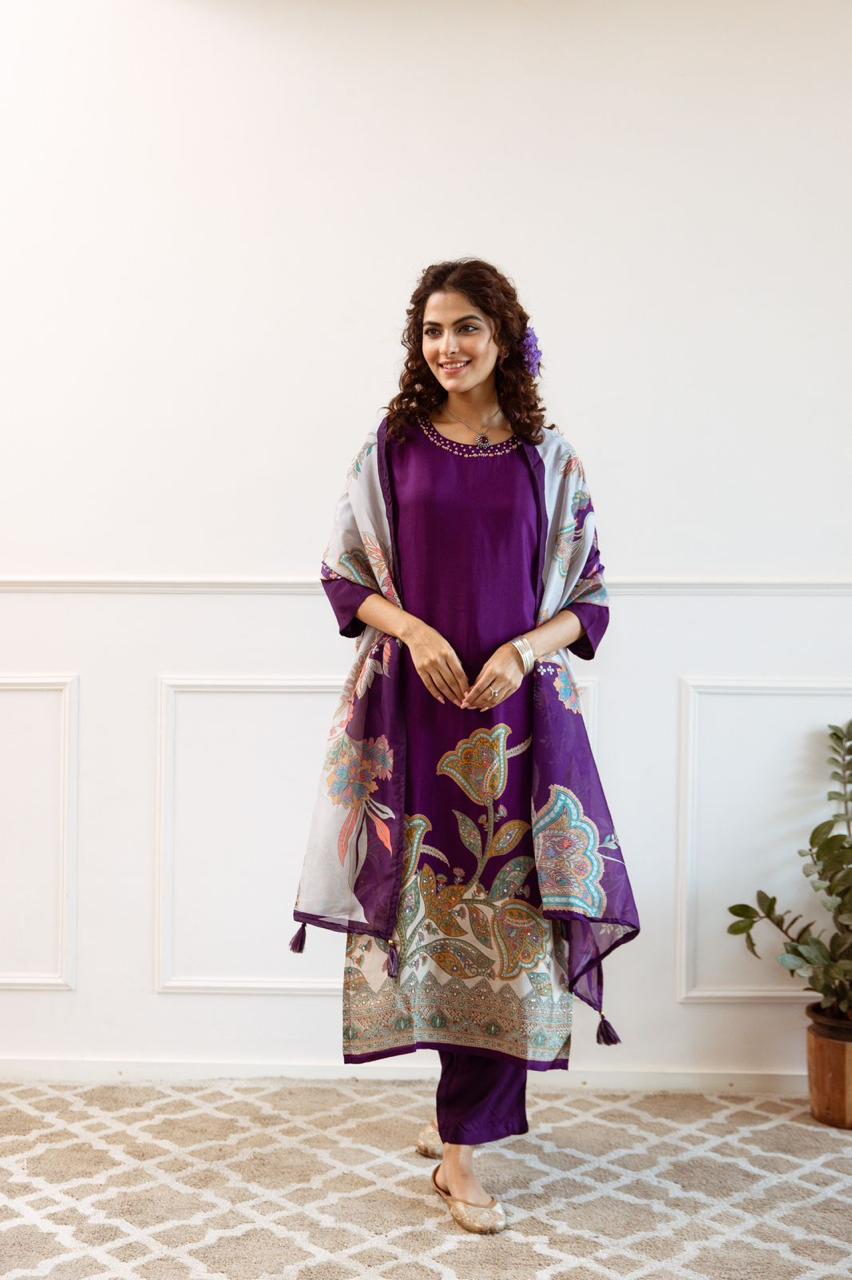 Pure muslin digital printed suit set (slim fit go for a size up)