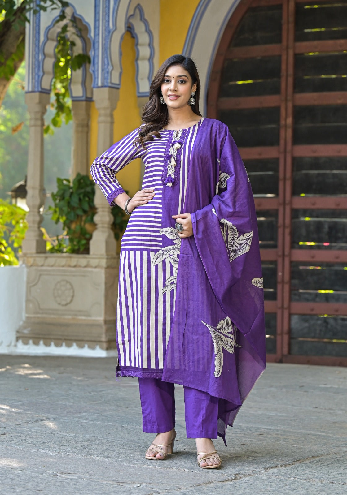 Pretty cotton suit set