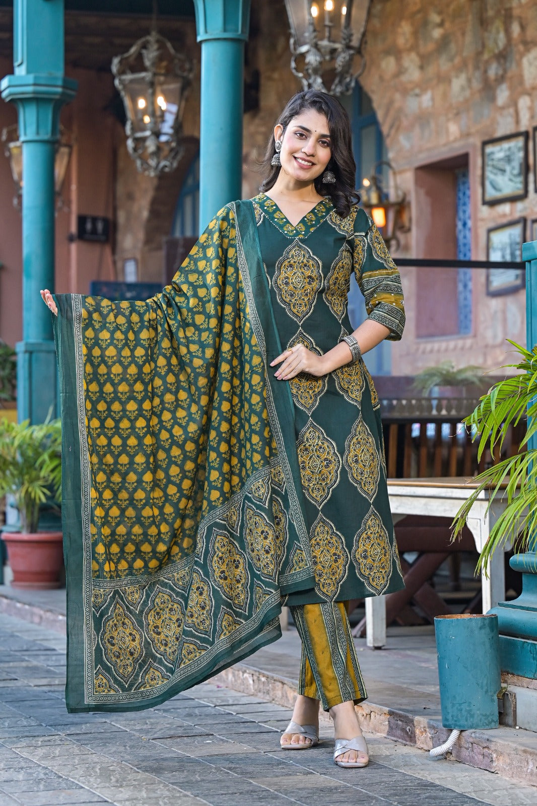 Pretty cotton suit set