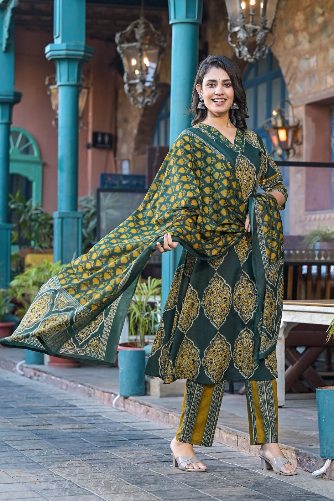 Pretty cotton suit set