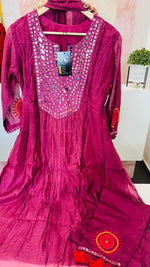 Mul chanderi with heavy mirror work lining suit set