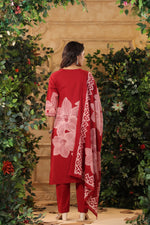 Pure cotton digital printed suit in red