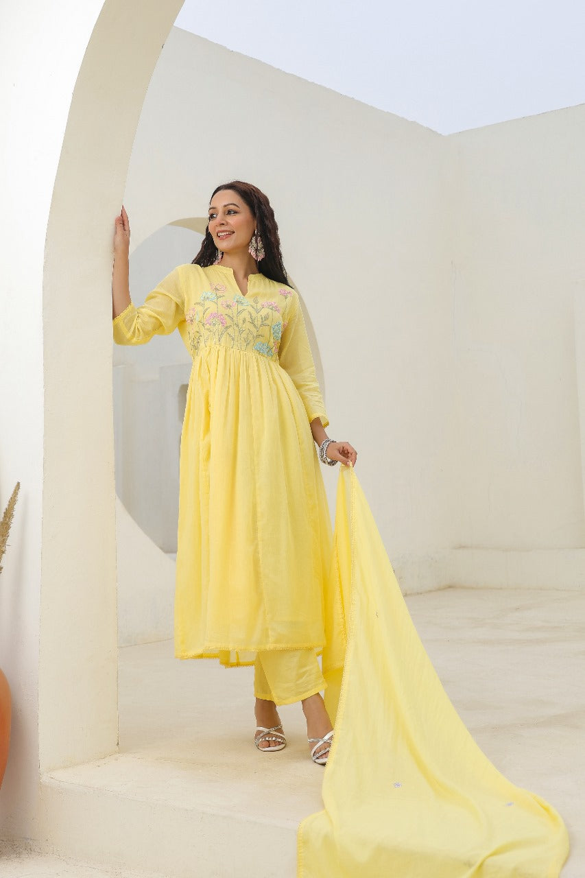 Mul cotton lining embroidered full suit