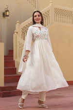 Mul cotton lining embroidered full suit