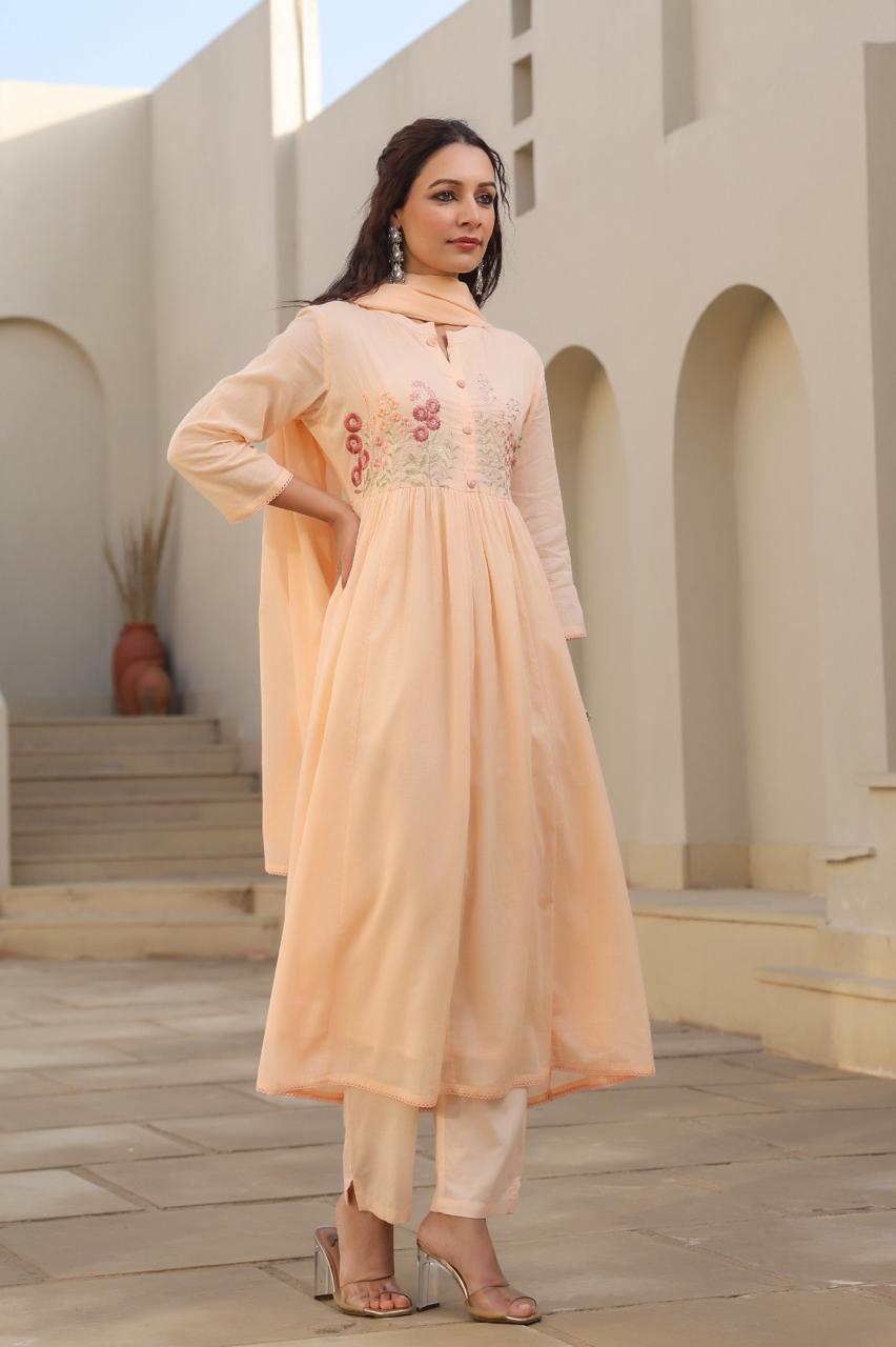 Mul cotton lining embroidered full suit