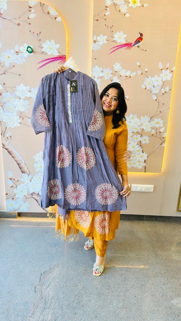 Pure Mul Chanderi lining suit set with beautiful embroidery and pearl detailing