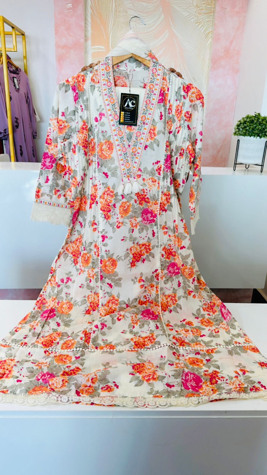 Pure cotton V neck lace detailing full suit set