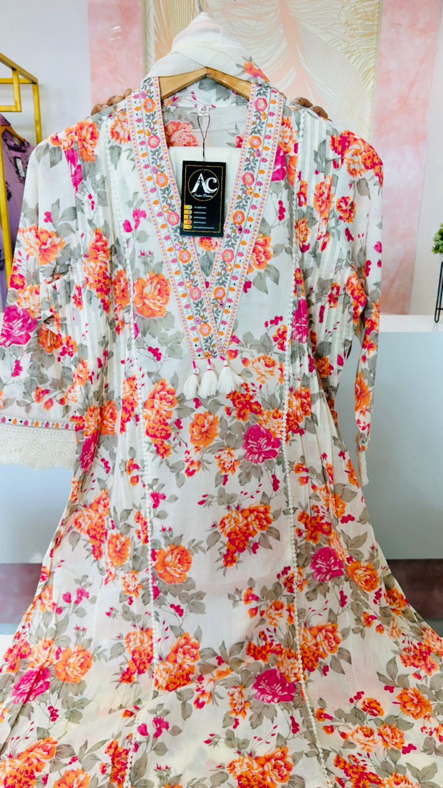 Pure cotton V neck lace detailing full suit set