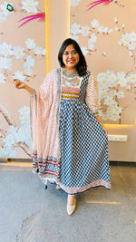 Gorgeous beauty lining cotton suit set in blue