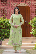 Premium Mul chanderi lining suit set with beautiful embroidery all over