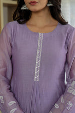 Wow Mul chanderi applique work lining suit set