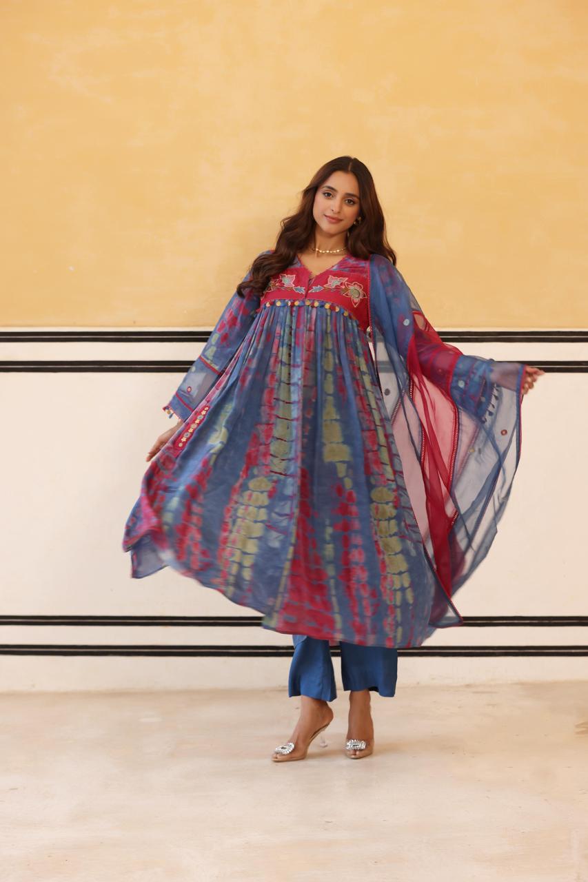 Pure Mul silk suit set front n back embroidered paired with organza dupatta