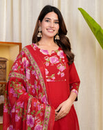 Pretty cotton full suit set in red