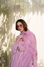 Gorgeous Mul cotton embroidered suit set in pink