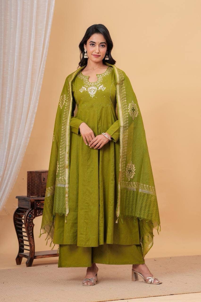 Pure Mul slub with beautiful yoke and pretty dupatta in green