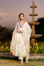 Timeless beauty ! Premium Mul Chanderi lining suit set!