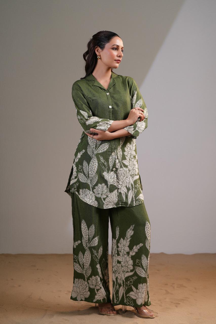 Pure crepe stylish Co ord setin olive green