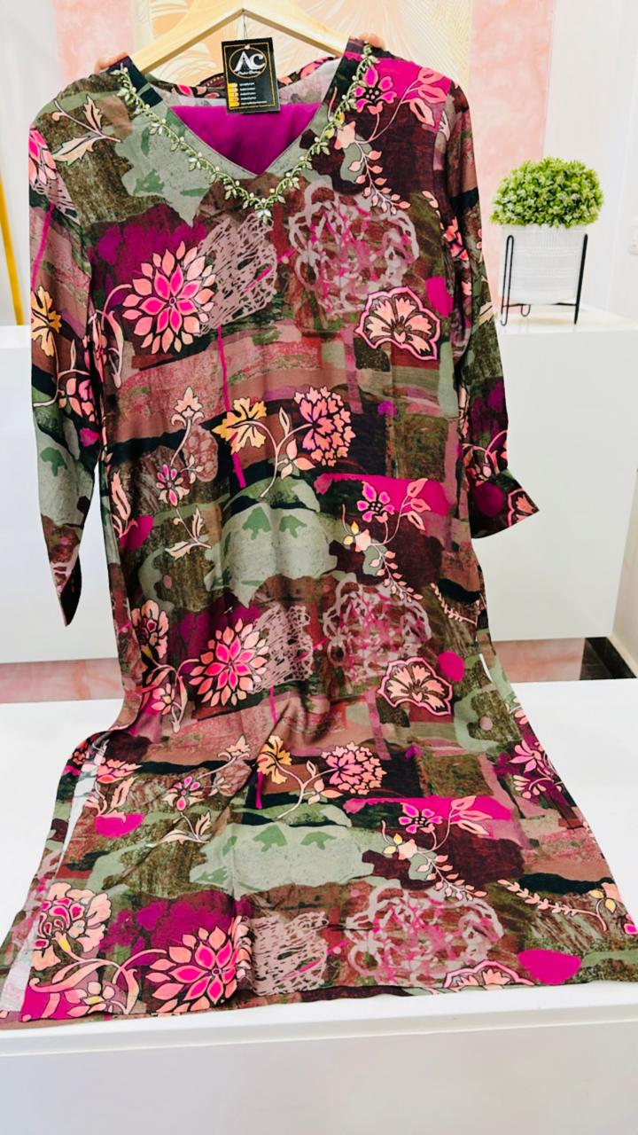 Pure crepe V neck kurta pant