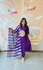 Wow Mul Chanderi with Zari detailing n tissue dupatta