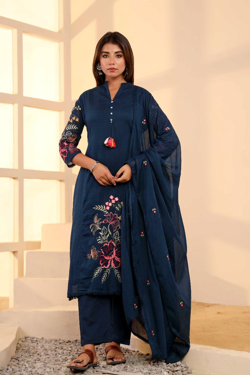 Pure Mul cotton lining embroidered suit set in blue
