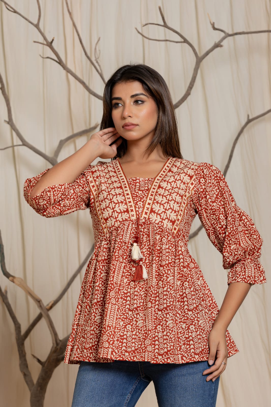 Gorgeous cotton Kalakaari short top inred
