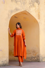 Slub cotton embroidered incolour rust colour